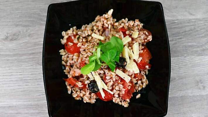 접시 알파벳 음식 백그라운드 포크 다이어트 토마토 채소 학교 놀이 밥 건강 어류 요리 사람없음 목재 빨간색 단어 장난감 식사 당근 샐러드 신선 편지 참치 먹기 읽기 해산물 준비 날것 보리 점심식사 맞춤법 채식주의자 혼란 벡터 4K MP4 해외동영상 클립영상 나무 문자 식기 영어 교육 컬러 컨셉 재료 모션 곡류 뿌리채소 한글 수중동물 채식 동영상 파일형식