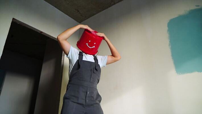 직업 라이프스타일 행복 감정 산업 유니폼 노동자 주택 한명 미소 사람 빨간색 머리 군인 댄서 표현 춤 업무 유머 엔지니어 플랫 수리 감독 플라스틱 종업원 양동이 서비스 건축업자 계약자 공예가 드러머 숨기 착용 콘크리트 4K MOV 해외동영상 클립영상 1 옷 건축 컬러 모션 재질 문화예술 표정 건물 생활 신체부위 작업 기술자 계약 동영상 국군 파일형식