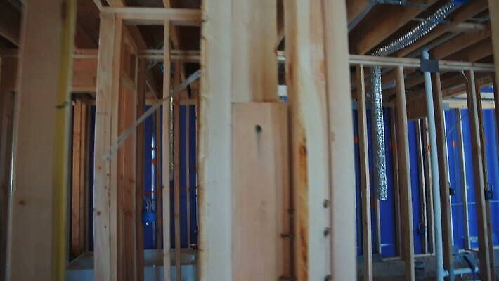 디자인 외관 산업 캐나다 건축양식 아파트 주택 프레임 건설업 사람없음 목재 빛 미국 건설현장 수리 투자 목공예 콘도 뼈대 잡동사니 개발 복원 리모델링 수목 합판 4K MOV 해외동영상 클립영상 나무 건축 북아메리카 비즈니스 재료 숙소 건물 공예 동영상 파일형식