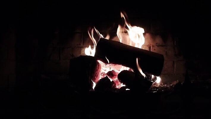 나무 디자인 백그라운드 크리스마스 건축양식 가족 모션 불 휴가 불꽃 벽돌 새로움 주택 선물 사람없음 내부 목재 빛 뜨거움 그릴 연도 회의실 그림 벽난로 파이프 느림 석탄 용광로 MOV 해외동영상 슬로모션 클립영상 자연요소 식물 기념일 건축 컨셉 재료 관계 주방용품 촬영기법 건물 동영상 파일형식