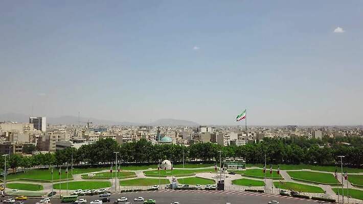 전통 라이프스타일 아시아 문화 도로 여행 건축양식 가이드 휴가 안테나 파노라마 사람없음 야외 도시풍경 여행객 탑 자유 깃발 도시 고속도로 중앙 이슬람교 심볼 정사각형 타운 동쪽 스카이라인 공학 통과 천연기념물 항공촬영 드론 랜드마크 복잡 수도권 이란 4K MOV 해외동영상 클립영상 도형 직업 건축물 교육 건축 나라 종교 길 뷰포인트 컨셉 중동 통신 교통시설 촬영기법 사람 풍경 생활 방향 지역 동영상 파일형식