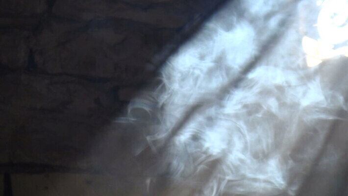 사람없음 빛 물방울 분위기 연기 신비 감옥 지하 지하실 호러 MOV 해외동영상 클립영상 컨셉 공포 동영상 파일형식