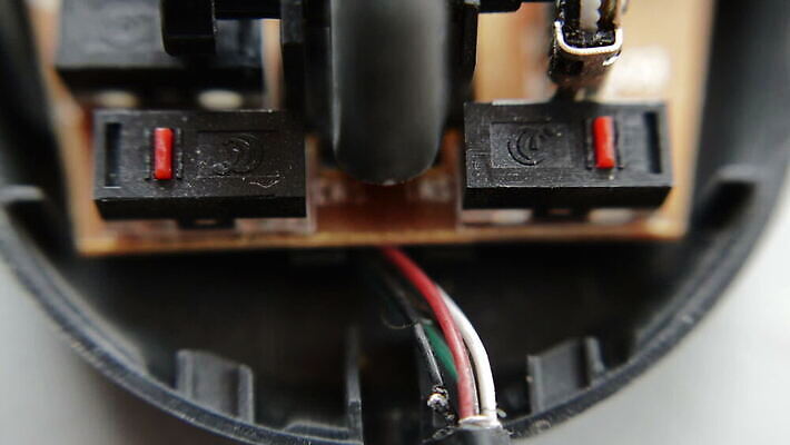 접시 과학 인터넷 탁자 사람없음 컴퓨터 디지털 자료 기계 장비 전선 정보 신용카드 서핑 쥐 연결 두루마리 묘사 라디오 순환 하이테크 전자 시스템 클릭 지휘자 다이오드 메인보드 전압 제어 콘덴서 프로세서 하드웨어 MOV 해외동영상 클립영상 식기 가구 모션 기술 금융 전자제품 음악가 수상스포츠 설치류 동영상 파일형식