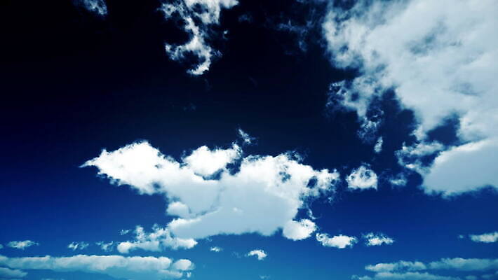 구름 컬러 백그라운드 자연 하늘 날씨 풍경 사람없음 야외 가로 여름 파란색 빛 햇빛 태양 뷰티 우주 환경 흰색 전원 분위기 장면 천국 솜털 스카이라인 내추럴 오존 적란운 천창 유일 4K 타임랩스 MOV 해외동영상 클립영상 자연요소 계절 컨셉 촬영기법 전기에너지 생태계 동영상 파일형식 구름_자연