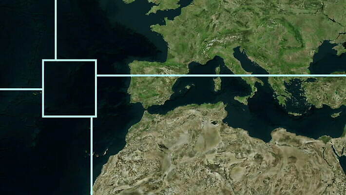지구 바다 과학 세계지도 지도 통신 미래 사람없음 세계 글로벌 지구본 우주 스크린 자료 인공위성 추위 정보 탐험 도시 계획 군용 전쟁 보안 감시 애니메이션 데이터베이스 스파이 지능 MOV 해외동영상 클립영상 컨셉 군대 안전 동영상 파일형식
