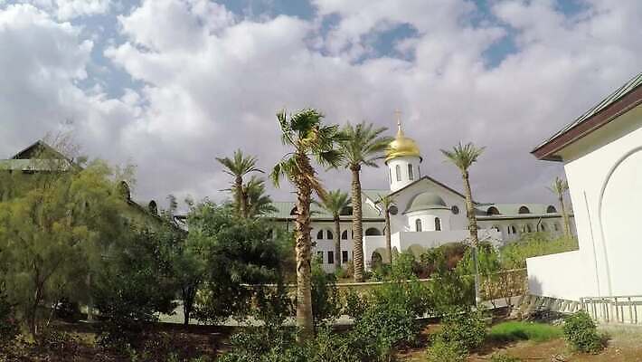 전통 문화 컬러 여행 건축양식 주택 사람없음 야외 건물 초록색 성당 맑음 중세 역사 중앙 묘사 과거 동쪽 랜드마크 러시아인 수녀원 예루살렘 이스라엘 회랑 4K MP4 해외동영상 클립영상 서양인 건축물 건축 컨셉 종교건축 날씨 복도 방향 동영상 서아시아 파일형식