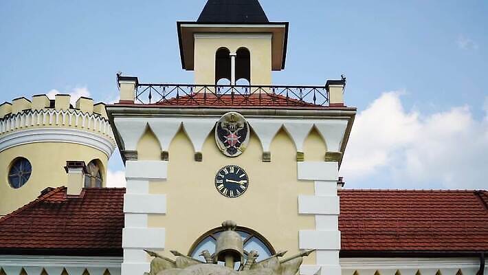 외관 유럽 문화 여행 건축양식 주택 풍경 사람없음 건물 여름 뷰티 탑 맑음 궁전 성 수비 역사 클래식 박물관 러시아 랜드마크 러시아인 옛날 스타일 MOV 해외동영상 클립영상 서양인 건축물 계절 건축 나라 컨셉 고건축 모션 날씨 동영상 파일형식