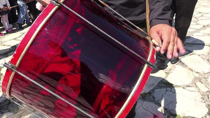 직업 전통 문화 음악 백그라운드 불교 놀이 타악기 기술 동양인 사람없음 우주 축제 소리 콘서트 연주자 음악가 장비 기구 악단 원형 오브젝트 싱글 드럼 롤 수도원 칠면조 드러머 드럼스틱 라마단 리듬 뮤지컬 삼바 아랍어 4K MP4 튀르키예 해외동영상 클립영상 도형 아시아 종교 악기 조류 문화예술 인종 공연 동영상 파일형식