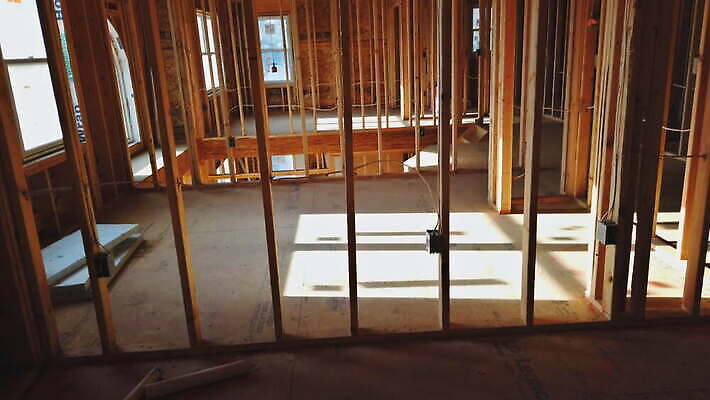 외관 산업 벽 캐나다 건축양식 지붕 새로움 아파트 주택 프레임 건설업 사람없음 내부 건물 목재 빛 미국 건설현장 수리 널 아래 뼈대 잡동사니 복원 설치 수목 합판 4K MOV 해외동영상 클립영상 나무 건축물 건축 컨셉 북아메리카 재료 방향 위치 동영상 파일형식