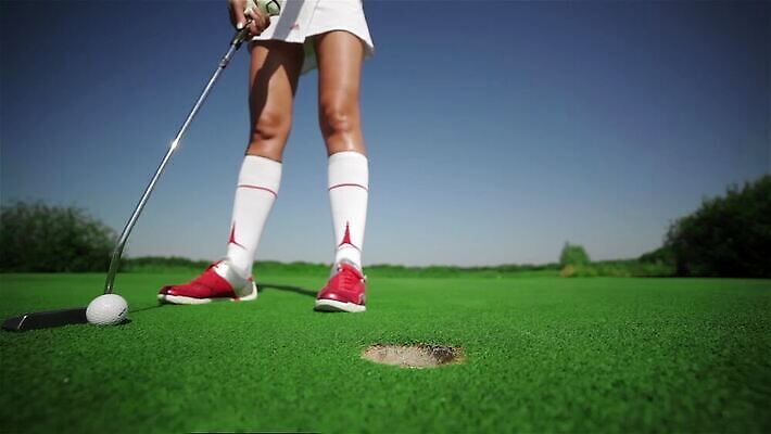 직업 여자 스포츠 포즈 골프 비즈니스 공 놀이 건강 한명 잔디 성인 야외 초록색 운동 햇빛 우주 경쟁 봄 장비 운전 도전 게임 우승 구멍 운전사 골퍼 닫기 강의 연습 클럽 때리기 승자 토너먼트 퍼터 페어웨이 플레이어 MP4 해외동영상 클립영상 식물 1 계절 컬러 컨셉 모션 운동선수 사람 태양 구기 최고 동영상 파일형식