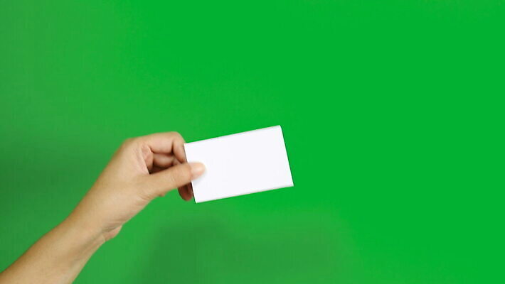 템플릿 손 디자인 종이 백그라운드 회사 비즈니스 모션 안내 선물 한명 사람 초록색 독서 스크린 쪽지 공백 흰색 인사 잡기 신용카드 이름 발표 메시지 닫기 인쇄 플라스틱 심볼 계약 오브젝트 사인 신분 심플 보여주기 거짓 고립 목업 카피스페이스 브랜딩 포트폴리오 비어있는 4K MOV 해외동영상 클립영상 1 컬러 재질 신체부위 금융 예절 동영상 파일형식