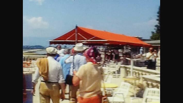 외관 바다 섬 여행 자연 호텔 휴가 휴식 야외 파란색 수확 골동품 거친 역사 클래식 고급 도서관 지중해 필름 영화 향수 그리스 속도 휴양지 문서 복고 영사기 구식 보관소 아마추어 옛날 코르푸 4K MOV 해외동영상 클립영상 교육 유럽 컬러 컨셉 농업 숙소 문화예술 화장품 장소 저장 생태계 동영상 파일형식