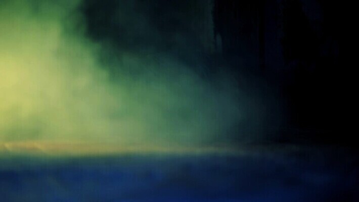 남자 휴가 바닥 표정 성인 사람없음 문 어둠 놀람 고통 할로윈 축하 죽음 혈액 호흡 먹이 무서움 공포 지하 살인 거짓말 고문 살인범 악몽 피해자 헬프 호러 소름 MOV 해외동영상 클립영상 감정 컨셉 사람 피해 도움 범죄 동영상 파일형식