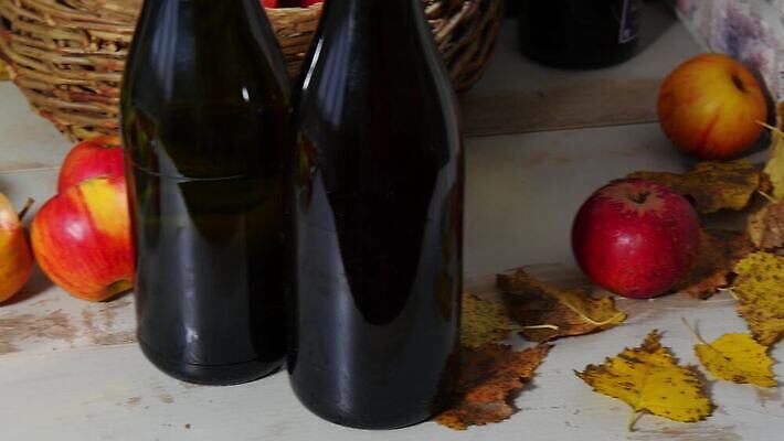 전통 음료 과일 자연 건강 사람없음 농장 주스 시골 긴급 신선 달콤 사과 상품 유기농 내추럴 노르망디 바이오 숙성 식초 4K MP4 해외동영상 클립영상 웰빙 농업 맛 생태계 동영상 파일형식