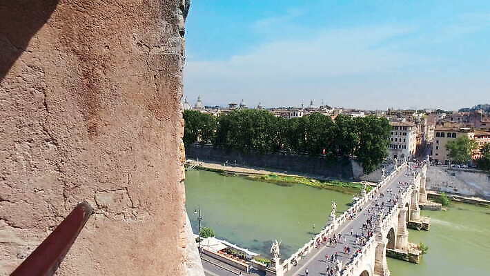 유럽 종교 여행 건축양식 지붕 휴가 안테나 파노라마 풍경 사람없음 건물 도시풍경 성당 교회 이탈리아 도시 중세 역사 로마 분수 정사각형 타운 스카이라인 천연기념물 랜드마크 로마인 바실리카 수도권 4K MOV 해외동영상 사도궁 클립영상 도형 건축물 건축 나라 통신 종교건축 촬영기법 인종 궁전 지역 동영상 바티칸 파일형식