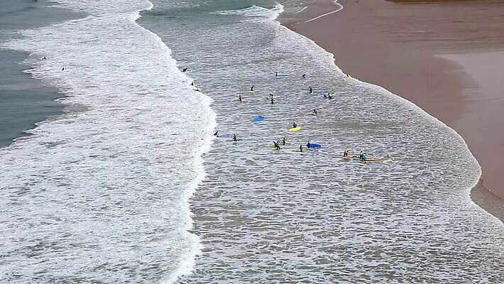 모래 스포츠 파도 바다 여행 백그라운드 모션 자연 바람 휴가 영국 잉글랜드 사람없음 야외 물 하이앵글 모래사장 서핑보드 서핑 북쪽 서퍼 대서양 콘월 MOV 해외동영상 클립영상 자연요소 유럽 뷰포인트 날씨 운동선수 수상스포츠 보드_스포츠 방향 생태계 동영상 파일형식