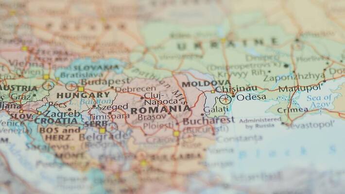 모양 실루엣 유럽 선 컬러 여행 지도 미술 사람없음 그래픽 파란색 컬러풀 세계 플랫 땅 대륙 심플 윤곽 지역 크로아티아 루마니아 고립 공화국 부쿠레슈티 불가리아 엘리먼트 전국 지도책 지리 국경 4K MOV 해외동영상 클립영상 나라 문화예술 촬영기법 책 동영상 파일형식 남유럽