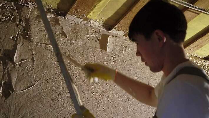 직업 산업 벽 표면 노동자 아파트 주택 돌담 한명 내부 건물 기계 방 장비 덮개 재산 끝 수리 믹서 시멘트 스프레이 분무기 부활 펌프 개발 건축업자 계약자 마무리 미장 석고 섞기 자동 콘크리트 4K MOV 해외동영상 클립영상 1 건축물 건축 사람 금융 담장 뚜껑 돌_바위 계약 동영상 파일형식