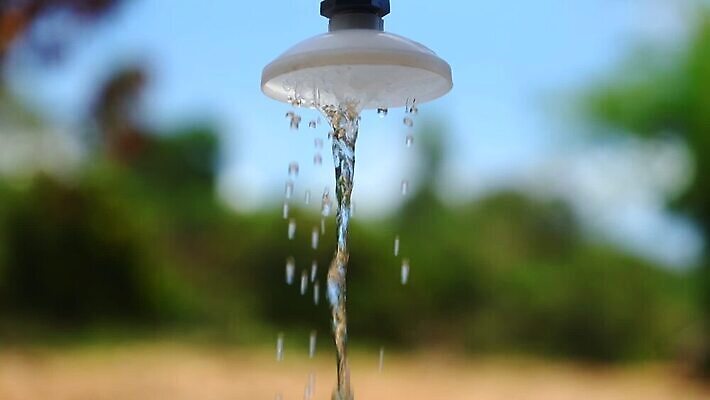 주간 여행 모션 자연 하늘 수영장 사람없음 야외 초록색 물 파란색 컬러풀 달리기 머리 스파 욕실 물방울 신선 뜨거움 액체 붓기 씻기 빨래 플라스틱 상쾌 휴양지 분무기 제트기 배관공 샤워실 위생관리 그리너리 MOV 해외동영상 클립영상 자연요소 감정 컬러 가사 재질 비행기 관리 신체부위 청결 장소 생태계 동영상 샤워시설 파일형식 트랜드컬러