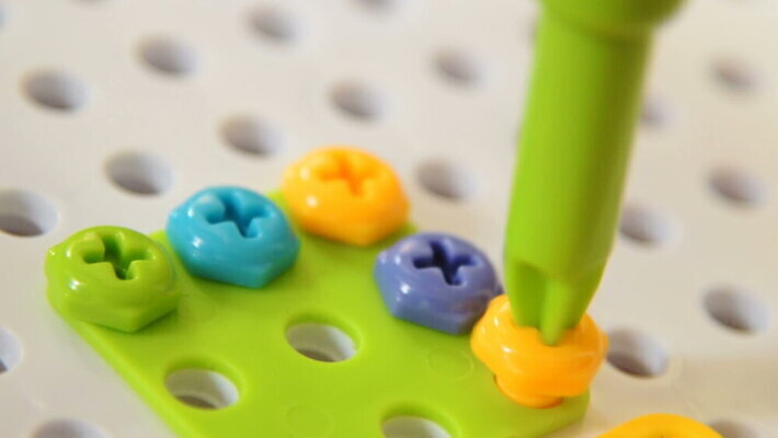 어린이 놀이 기술 사람없음 장난감 나사 드라이버 수리 플라스틱 만족 모자이크 모터 조립 개발 조이기 MOV 해외동영상 클립영상 감정 모션 재질 사람 공구 동영상 파일형식