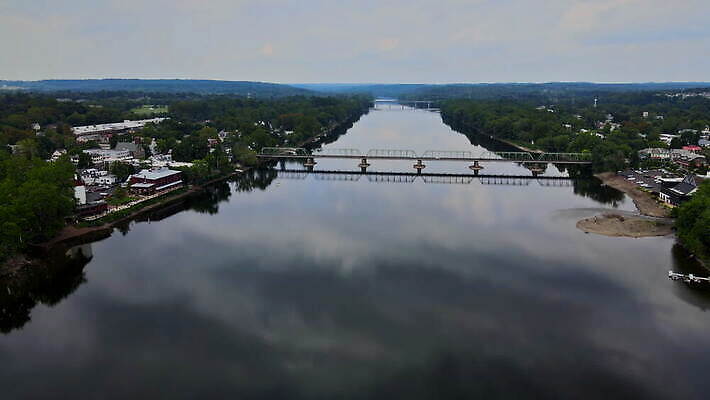 여행 교통시설 자연 하늘 산 안테나 파노라마 국립공원 풍경 사람없음 야외 여름 관광지 강 도시풍경 여행객 미국 도시 역사 타운 항공촬영 드론 저지 조감도 4K MOV 해외동영상 클립영상 계절 공원 뷰포인트 교통 북아메리카 통신 촬영기법 사람 시설 생태계 동영상 파일형식