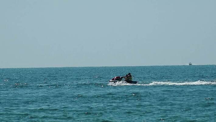 직업 호수 스포츠 파도 바다 포즈 스키 영국 사람없음 야외 물 강 달리기 점프 힘 경쟁 떨어짐 승차 장애인 속도 제트기 라이더 요령 콘월 4K MP4 해외동영상 클립영상 자연요소 유럽 컨셉 모션 겨울스포츠 비행기 동영상 장애 파일형식