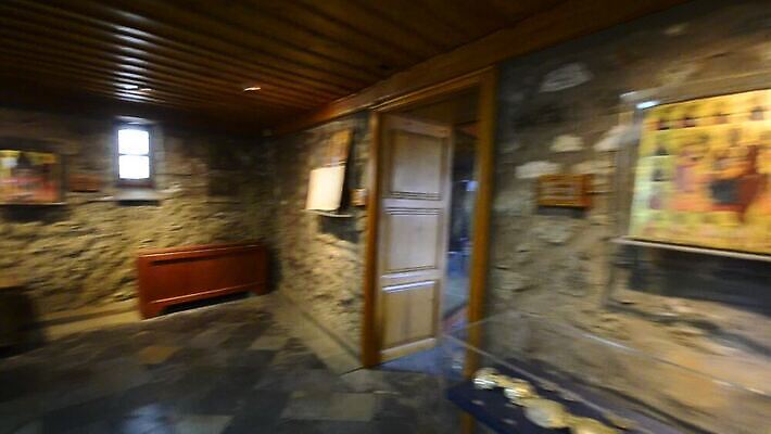 종교 문화 컬러 건축양식 실내 사람없음 내부 가로 교회 봄 역사 재산 그리스 수도원 랜드마크 수녀원 회랑 메테오라 MOV 해외동영상 클립영상 건축물 계절 건축 유럽 종교건축 건물 금융 세계문화유산 복도 동영상 파일형식