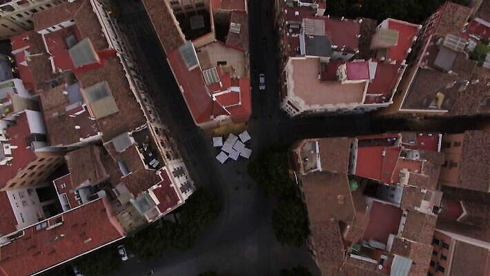 유럽 도로 여행 건축양식 자동차 지붕 거리 주택 안테나 사람없음 건물 도시풍경 도시 역사 스페인 옥상 시력 천연기념물 항공촬영 드론 랜드마크 발렌시아 4K MOV 해외동영상 클립영상 건축물 건축 나라 길 육상교통 뷰포인트 통신 교통시설 풍경 동영상 파일형식