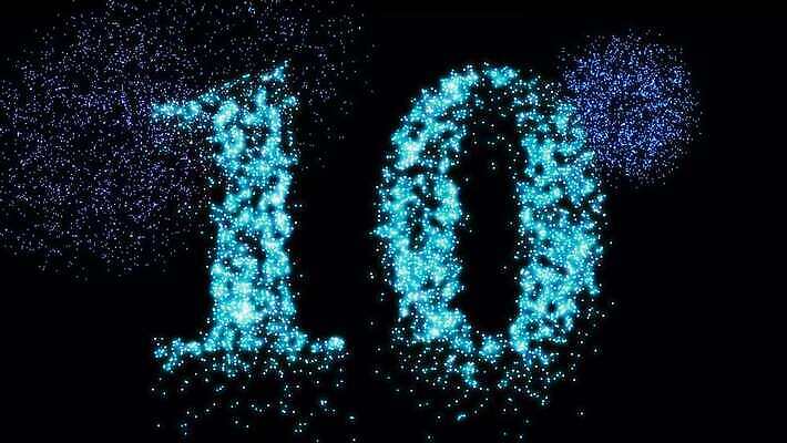 기념일 컨셉 불 불꽃 기념 폭죽 불꽃놀이 사람없음 파란색 빛 반짝임 숫자 검은색 에너지 축하 10 생일 야간 네온 애니메이션 동영상 빛망울 연소 4K MOV 해외동영상 클립영상 자연요소 문자 컬러 모션 놀이 이벤트 파일형식