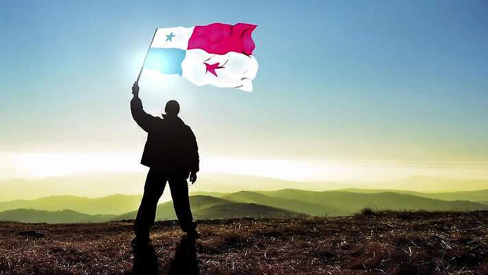 라이프스타일 실루엣 성공 산 한명 서기 사람 야외 빛 축하 깃발 잡기 정상 애국심 승자 파나마 필승 4K MP4 해외동영상 클립영상 1 컨셉 모션 촬영기법 생활 우승 남아메리카 동영상 파일형식