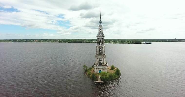 기독교 종교 파도 섬 여행 십자가 건축양식 바람 사람없음 물 강 성당 저수지 사찰 역사 홍수 러시아 종탑 랜드마크 소련 조감도 특별함 4K MP4 해외동영상 클립영상 자연요소 건축 유럽 바다 컨셉 종교건축 날씨 탑 자연재해 동영상 파일형식