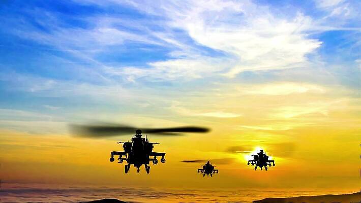 무기 불 사람없음 태양 일출 힘 기계 일몰 군인 사막 총 안개 헬리콥터 목표 공격 미사일 시작 군용 싸움 전쟁 탱크 항공촬영 아프가니스탄 이라크 수평선 4K MP4 해외동영상 클립영상 자연요소 직업 뷰포인트 컨셉 중동 모션 날씨 비행기 군대 노을 동영상 국군 파일형식