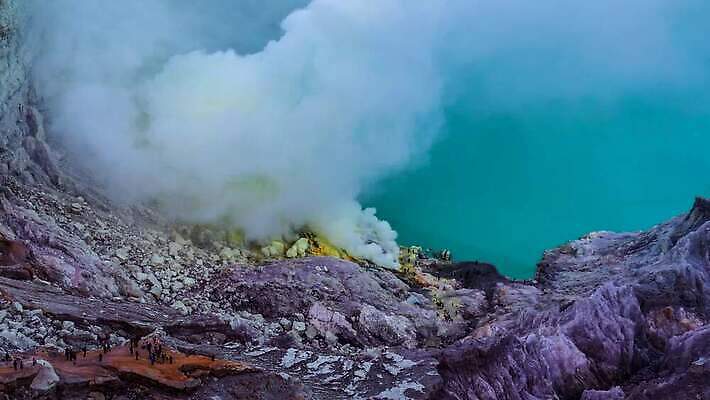 지구 호수 섬 여행 자연 바람 산 사람 사람없음 여행객 계곡 안개 뜨거움 연기 위험 폭발 땅 질감 화산 오르기 인도네시아 먼지 분화구 용암 가스 랜드마크 스모그 유황 4K 타임랩스 MOV 해외동영상 클립영상 자연요소 아시아 컨셉 모션 날씨 촬영기법 생태계 동영상 파일형식