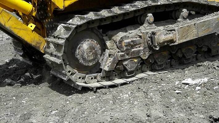 직업 산업 지구 교통시설 자동차 부동산 새로움 사람없음 노란색 환경 금속 기계 장비 오픈 보행로 큼 광석 불도저 굴착기 철 버리기 발굴 국자 먼지 짐차 무거움 땅파기 로딩 생태학 석탄 석회암 채석 추출 MOV 해외동영상 클립영상 교육 길 육상교통 컬러 교통 컨셉 모션 재질 주방용품 암석 중장비 재산 무게 크기 시설 동영상 파일형식