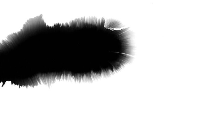 모양 종이 컬러 백그라운드 패턴 추상 수채화 잉크 건조 미술 사람없음 물 검은색 페인트 놀람 펼침 젖음 흐름 흰색 점 원형 그리기 액체 혈액 떨어짐 정상 혼합 질감 쏟아짐 파열 내추럴 고립 그런지 타격 화학물질 MOV 해외동영상 클립영상 자연요소 도형 감정 컨셉 무늬 모션 문화예술 표정 화학 동영상 파일형식