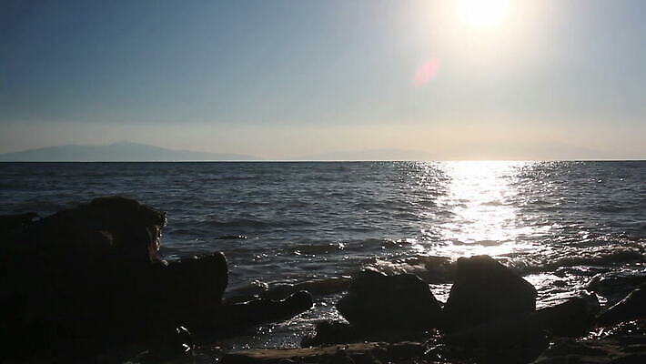 실루엣 파도 바다 여행 백그라운드 오렌지 자연 하늘 휴가 휴식 사람없음 빨간색 물 빛 모래사장 햇빛 태양 노란색 일출 맑음 황혼 일몰 새벽 낭만 광선 서핑 황금 하와이 공상 스카이라인 내추럴 파라다이스 하와이인 수평선 MOV 해외동영상 클립영상 자연요소 외국인 컬러 컨셉 과일 날씨 촬영기법 노을 미국 수상스포츠 생태계 동영상 파일형식