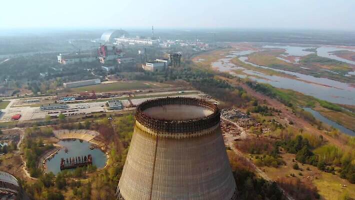 백그라운드 자연 엑스레이 안테나 파노라마 풍경 사람없음 건물 물 도시풍경 환경 오염 분위기 역 정상 숲 신비 사건 버리기 심볼 원자 지역 원자력 드론 방사능 방사선 소비에트 우크라이나 재앙 프로젝트 4K MOV 해외동영상 클립영상 자연요소 건축물 유럽 컨셉 통신 의학 교통시설 모션 촬영기법 에너지 도시 생태계 동영상 파일형식