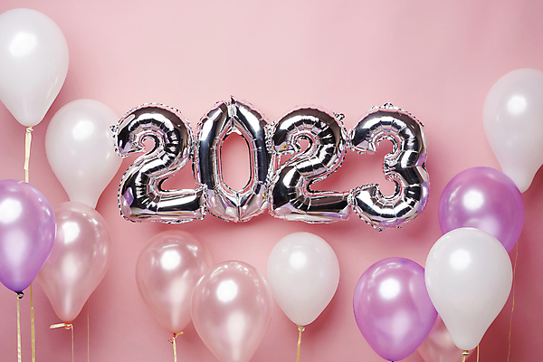 포토 JPG 스튜디오촬영 백그라운드 새해 사람없음 장식 숫자 오브젝트 풍선 2023년 분홍색배경 계묘년 국내포토 문자 분홍색 실내 연도 파일형식