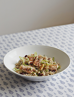 포토 JPG 탁자 돼지고기 사람없음 아스파라거스 고기덮밥 항정살 국내포토 가구 채소 육류 덮밥 파일형식