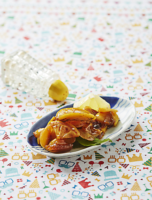 포토 JPG 반찬 감자 사람없음 식탁보 양념통 조림 감자조림 국내포토 음식 채소 통 양념 파일형식