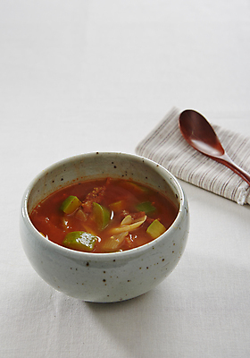 포토 JPG 양파 돼지고기 사람없음 찌개 흰배경 애호박 고추장찌개 국내포토 음식 백그라운드 채소 호박 육류 흰색 파일형식