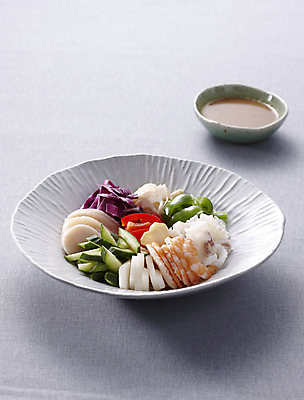 포토 JPG 회색배경 실내 사람없음 머스터드 해산물 냉채 국내포토 음식 백그라운드 내부 회색 소스_음식 파일형식