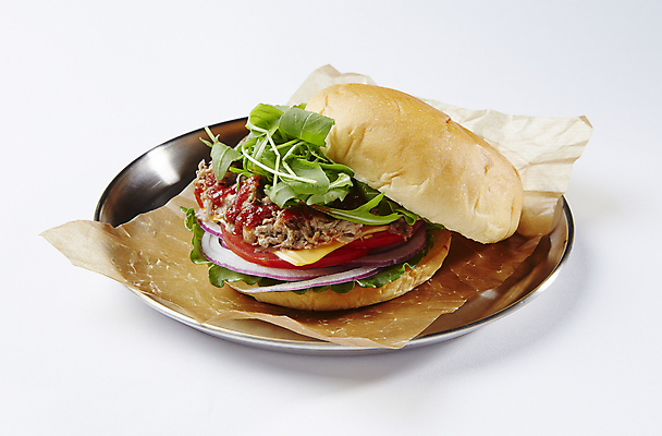 포토 JPG 서양음식 실내 사람없음 햄버거 흰배경 불고기버거 국내포토 음식 백그라운드 패스트푸드 내부 흰색 파일형식