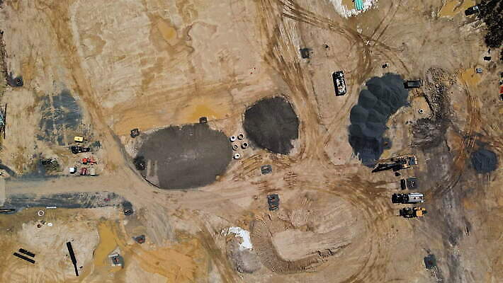 산업 주택 직장 사람없음 야외 건물 기계 장비 건설현장 업무 수리 땅 불도저 발굴 준비 공학 개발 땅바닥 콘크리트 4K MOV 해외동영상 클립영상 건축물 교육 회사 바닥 건설업 작업 중장비 동영상 파일형식