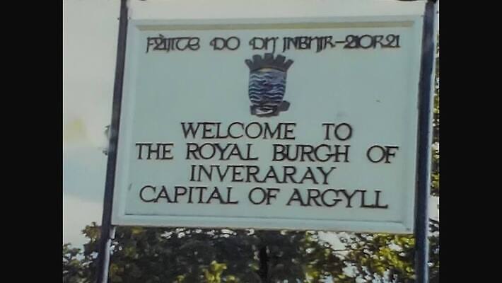 외관 유럽 여행 건축양식 하늘 영국 사람없음 야외 건물 물 탑 정원 수확 골동품 도시 거친 역사 클래식 도서관 필름 영화 향수 문서 복고 영사기 동영상 산악지대 구식 랜드마크 보관소 아마추어 옛날 스코틀랜드 4K MOV 해외동영상 클립영상 자연요소 건축물 교육 건축 나라 컨셉 농업 문화예술 산 화장품 저장 파일형식