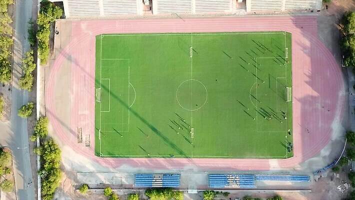 호수 선 스포츠 백그라운드 밭 공 놀이 안테나 사람 경기 사람없음 건물 초록색 달리기 탑 축구 경쟁 경기장 게임 도시 정상 런닝머신 지역 항공촬영 골 드론 카자흐스탄 MP4 해외동영상 클립영상 건축물 아시아 뷰포인트 컬러 컨셉 농업 통신 스포츠시설 모션 구기 운동기구 동영상 파일형식