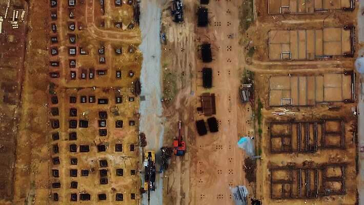 산업 모래 교통시설 노동자 사람없음 노란색 기계 흙 장비 건설현장 땅 불도저 굴착기 천 발굴 양동이 공학 건축업자 드론 조감도 콘크리트 4K MOV 해외동영상 클립영상 직업 교육 건축 컬러 교통 건설업 직물 중장비 시설 동영상 파일형식