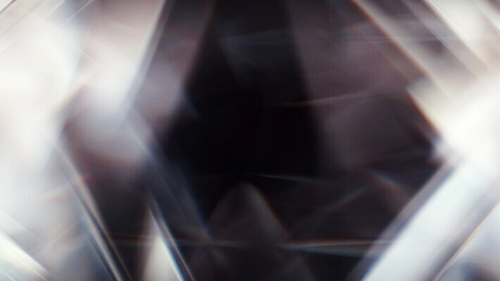 백그라운드 무지개 모션 추상 사람없음 컬러풀 뷰티 고급 닫기 매끈함 크리스탈 보석 수집 질감 보케 다이아몬드 루비 사파이어 스펙트럼 프리즘 4K MOV 해외동영상 클립영상 자연요소 컬러 컨셉 무늬 감각 광석 동영상 광학기기 파일형식