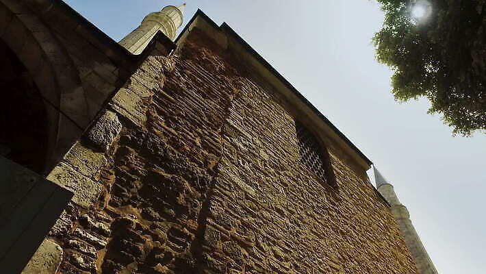 전통 외관 유럽 아시아 기독교 종교 문화 여행 건축양식 하늘 이스탄불 파노라마 풍경 사람없음 건물 파란색 성당 교회 여행객 기도 도시 역사 저녁 이슬람교 박물관 모스크 동쪽 칠면조 천연기념물 랜드마크 비잔틴 옛날 콘스탄티노플 4K MOV 튀르키예 해외동영상 클립영상 건축물 건축 나라 컬러 종교건축 조류 촬영기법 사람 밤 야간 방향 동영상 제국 파일형식