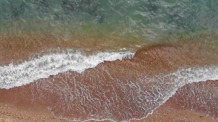 모래 파도 바다 여행 백그라운드 자연 조류 휴가 휴식 안테나 사람없음 야외 초록색 물 갈색 맑음 검은색 거품 흰색 서핑 충돌 남쪽 고립 드론 우크라이나 터키석 힘찬 오데사 비어있는 4K MP4 해외동영상 클립영상 자연요소 동물 유럽 컬러 컨셉 통신 날씨 수상스포츠 보석 방향 생태계 동영상 파일형식